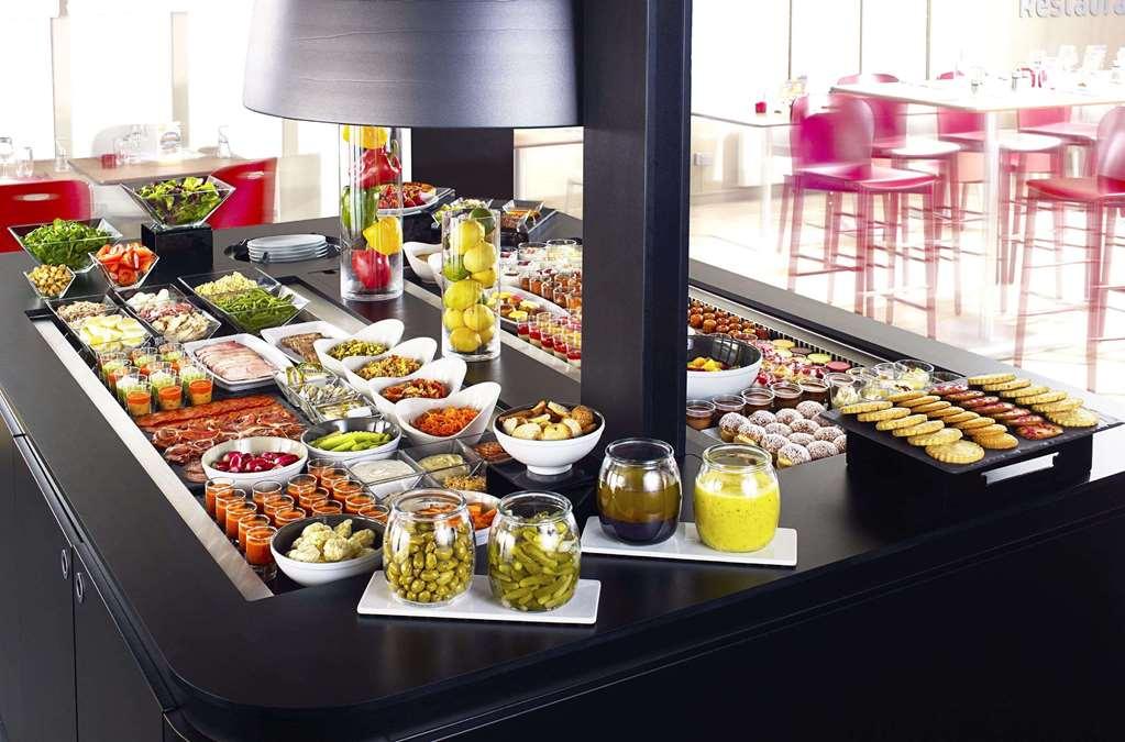 Hotel Le Cyrano ברגרק מסעדה תמונה